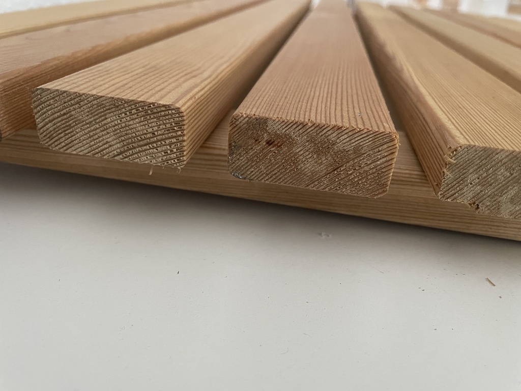 Konstruktionsleiste 19 x 45 mm sibirische Lärche Kernholz Sortierung: AB