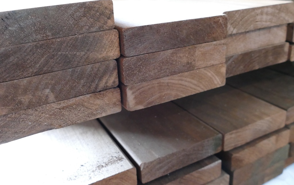 Thermoespe Glattkantbretter | Banklatten 27 x 115 mm 3 m Sortierung: A