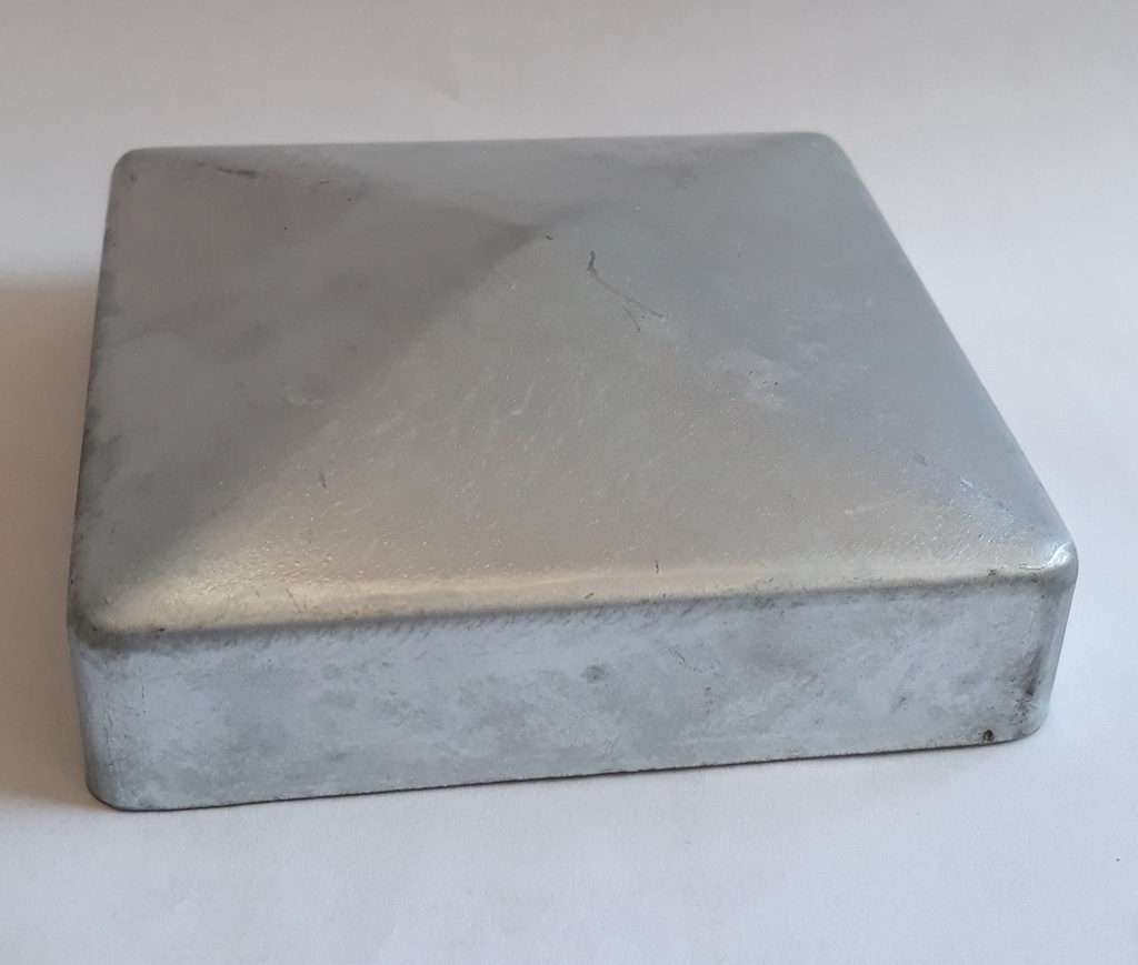 [0007] Pfostenkappen Zaunkappen 90 x 90 mm Pyramide verzinkt