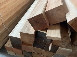 Konstruktionsholz 90 x 90 mm 4,4 m | BC Sortierung sibirische Lärche - Sortierung: BC